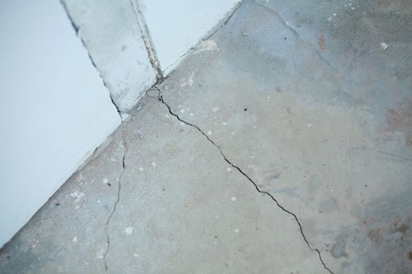 Cost of Garage Crack Repair in Santa Monica